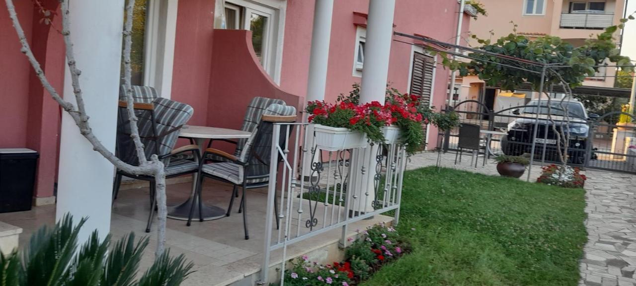 Apartments Dragica Poreč Exterior foto